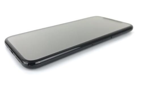 iPhone8刷脸解锁？苹果开发3D脸部扫描识别功能