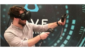 VR迎来生机：巨头入局、即将爆发，谁是赢家