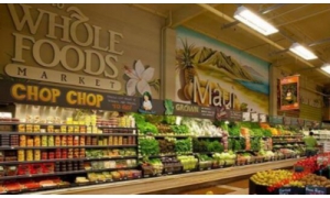 亚马逊巨资收购全食超市 降价举措促使客流量飙升了25%