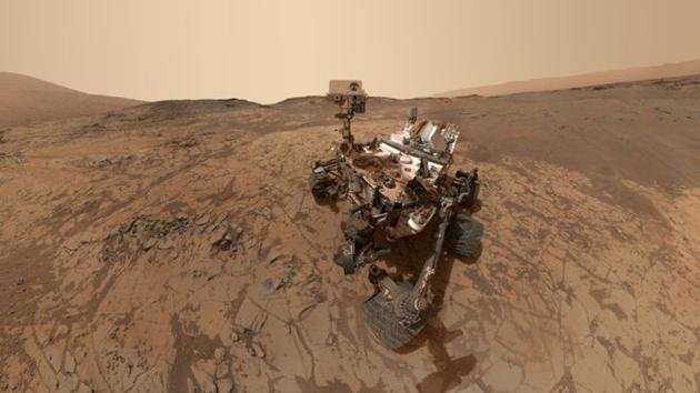 好奇号火星漫游车上装有分析仪器，可对火星大气进行分析。