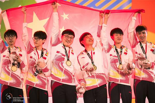 《英雄联盟》中国团队勇夺亚运会电竞项目金牌！加油