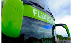 只要不怕晕，怎么玩都可以 欧美公交车FlixBus测试VR娱乐服务