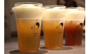 喜茶喝出绿头苍蝇 网红茶饮还能继续红吗？