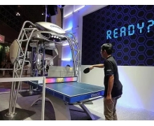 全球首台人工智能机器人乒乓球发球机诞生
