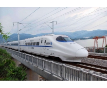 新型智能动车组引领中国高铁新潮流