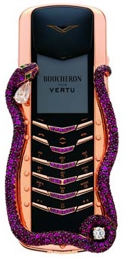 Vertu 4G 眼镜蛇手机亮相：镶嵌 439 颗红宝石卖 289 万