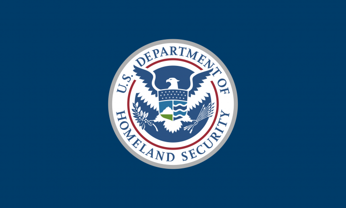 1920px-Flag_of_the_United_States_Department_of_Homeland_Security.svg.png