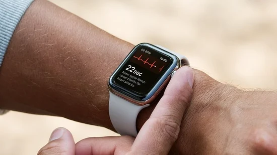 研究人员利用AI和Apple Watch心电图功能检测心室有效泵力低的情况