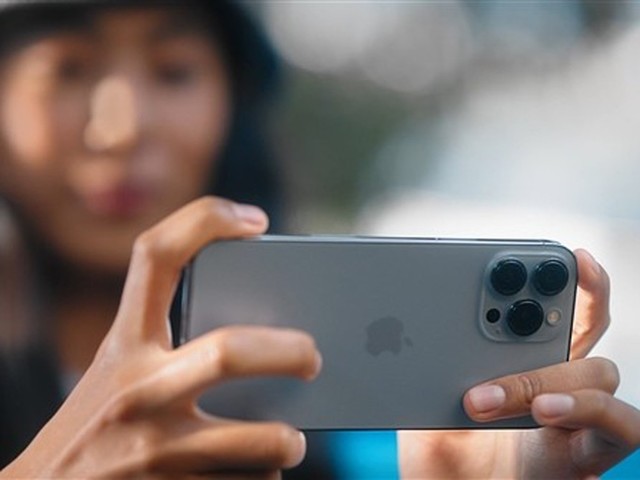 别升！iPhone 13升级iOS 16电池健康下降3%