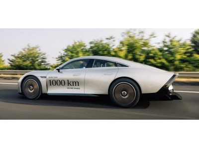 奔驰电汽车VISION EQXX,满电续航由此前的1000km刷新为1202km