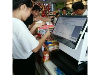 如何进行市场运营？
