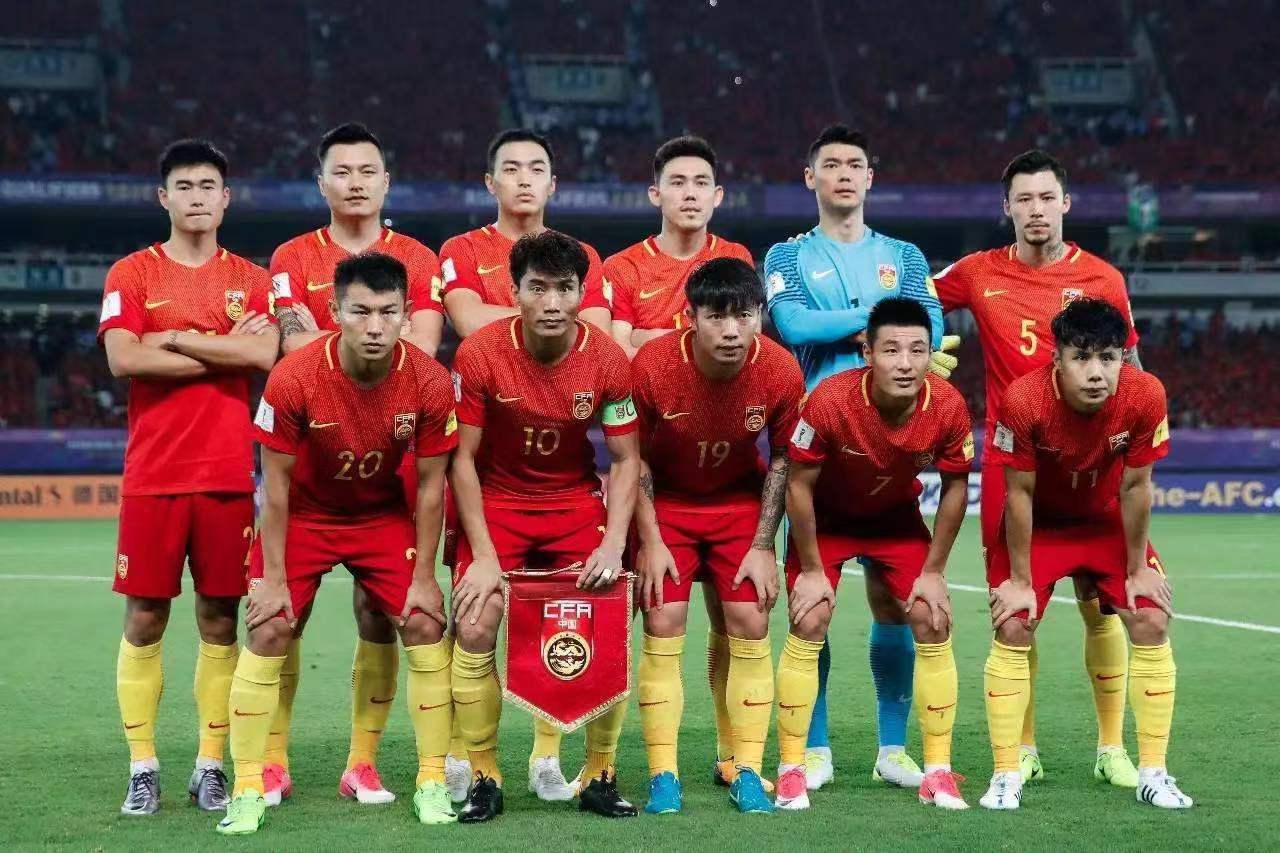 悲哀！中国足球再爆丑闻，足球场将举办飞盘比赛，国足还有希望吗