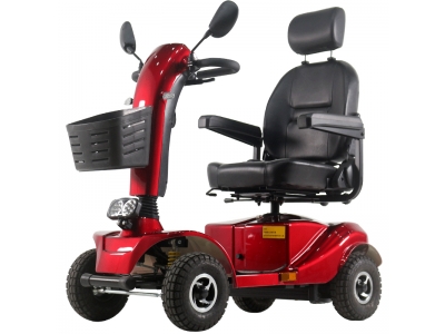为老年人和残疾人设计的电动四轮车—威之群4042