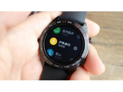 新发布荣耀手表HONOR Watch有哪些“吓人科技”？