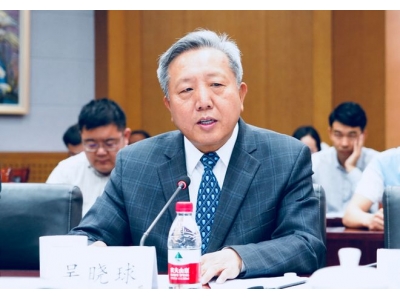 人大退休校长吴晓球：应该鼓励年轻人创业，而不是考编制