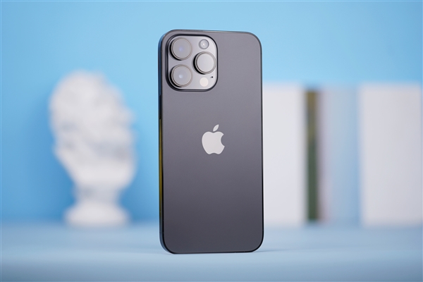 iPhone 14启用卫星通信功能 库克：太棒了！我经常遇到手机无服务